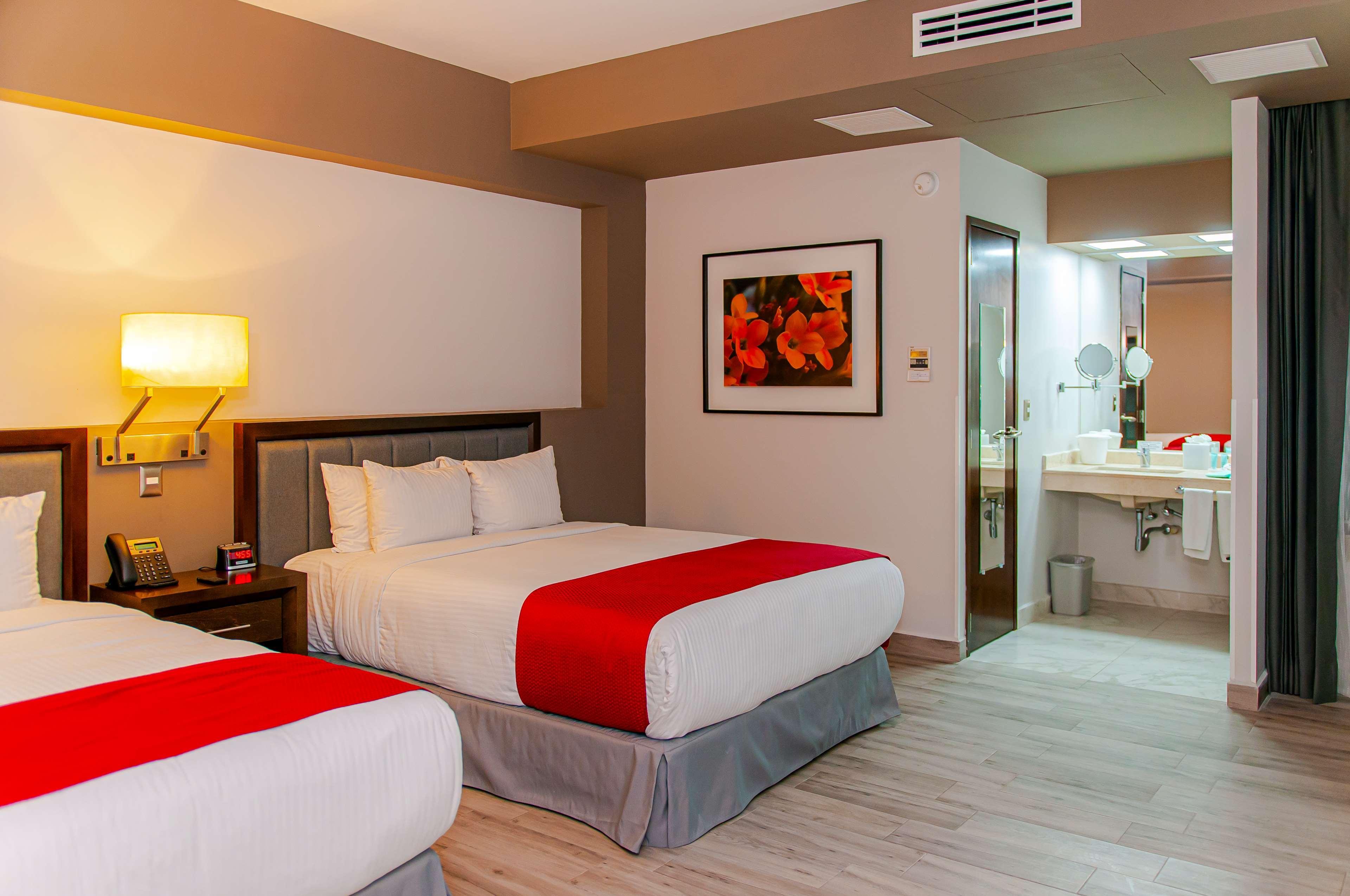 Best Western Plus Santa Cecilia Pachuca Exterior photo