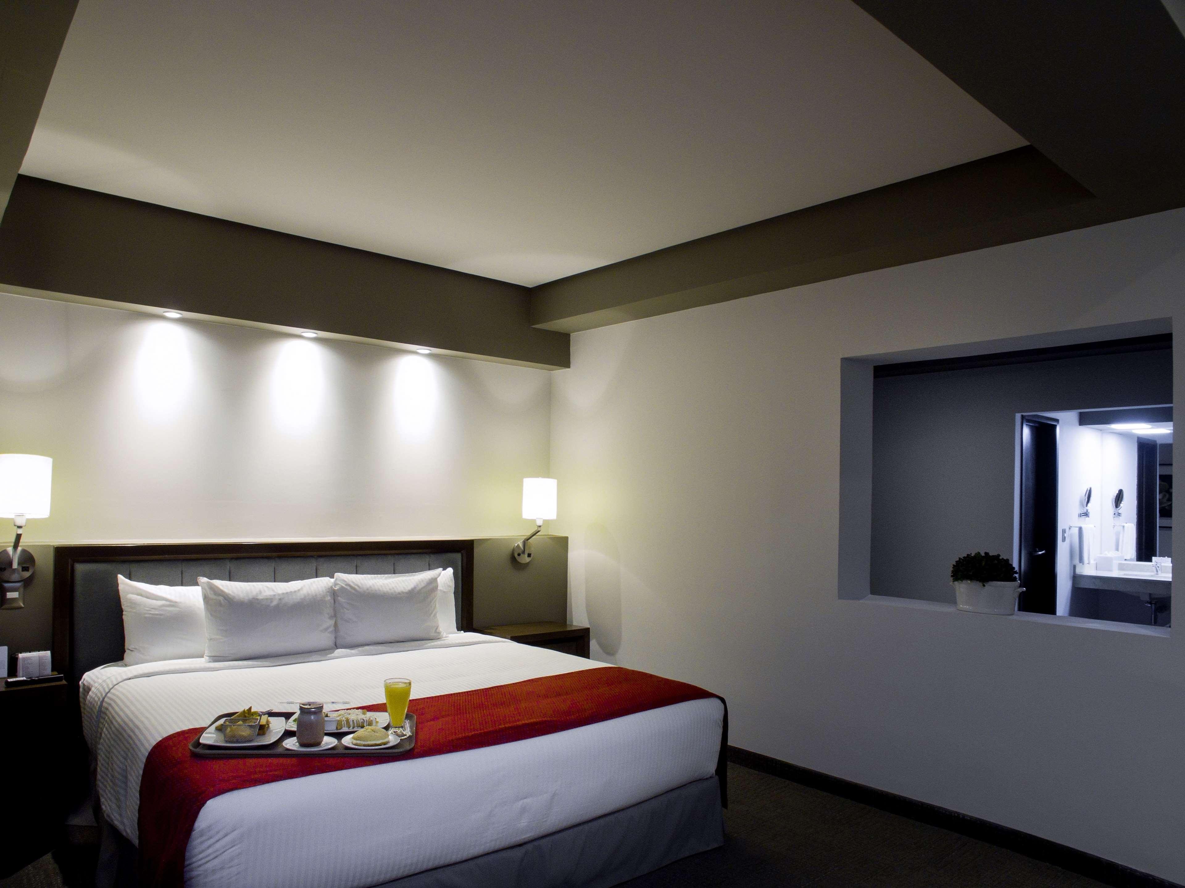 Best Western Plus Santa Cecilia Pachuca Exterior photo