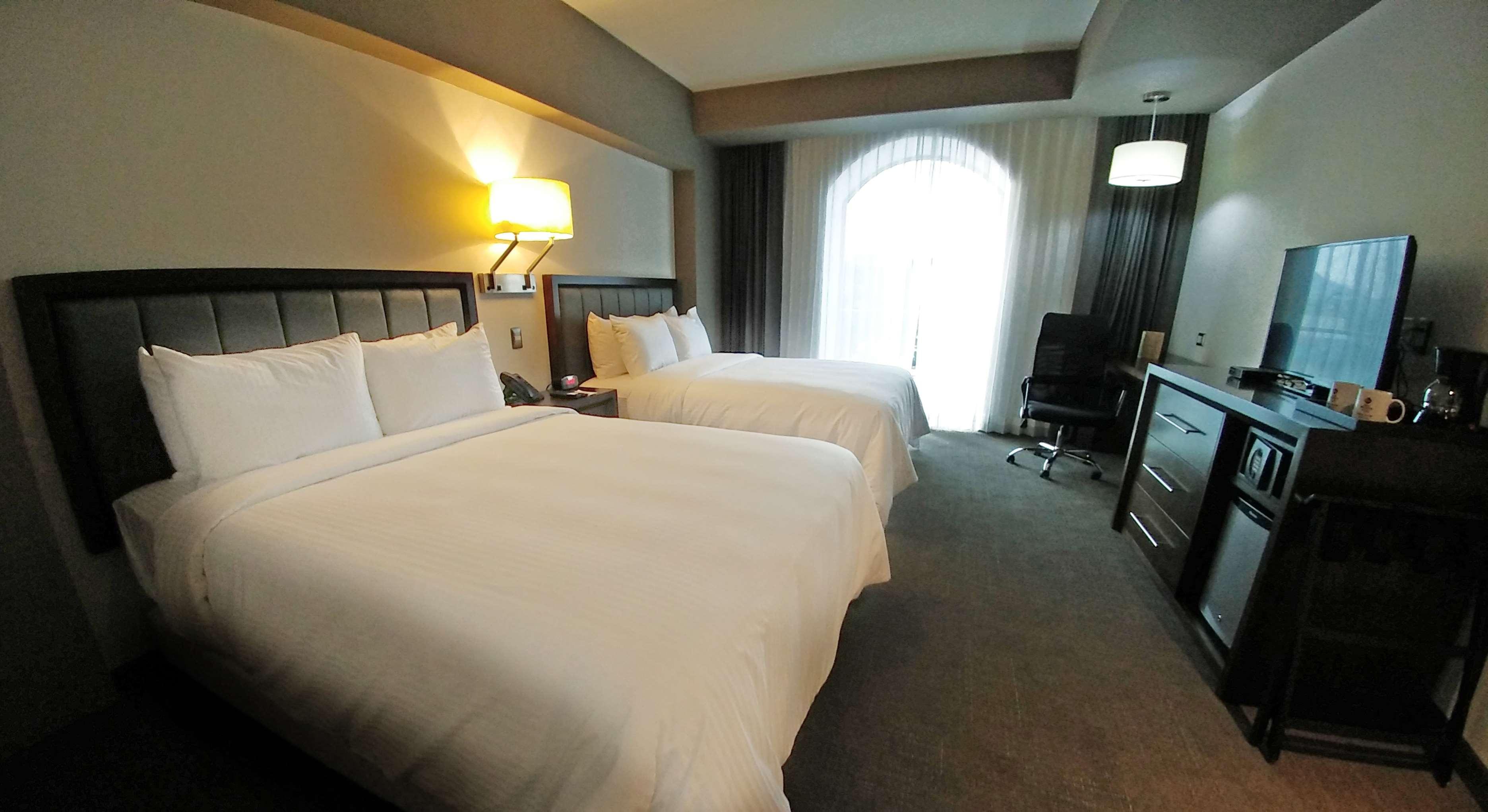 Best Western Plus Santa Cecilia Pachuca Exterior photo