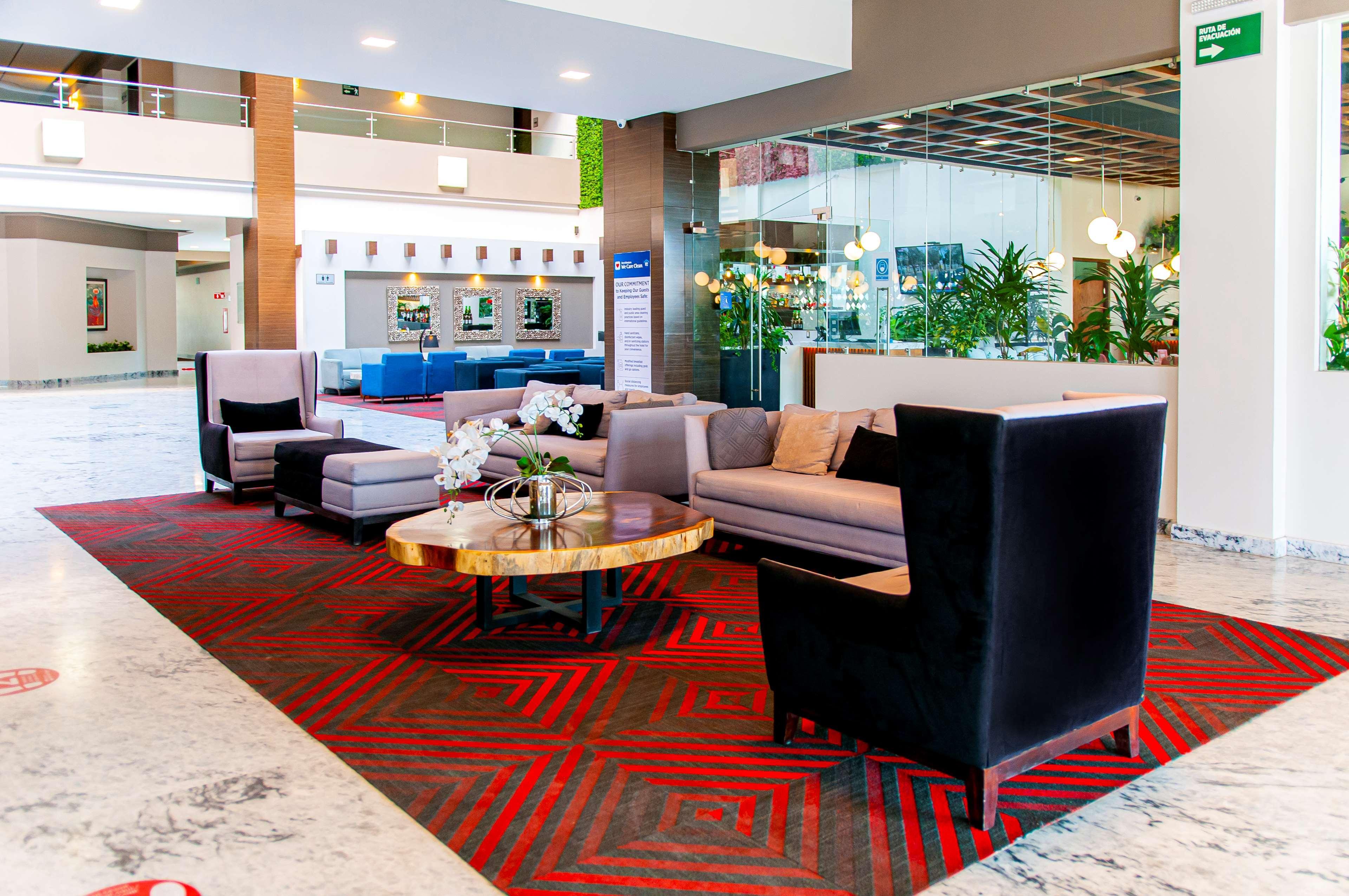 Best Western Plus Santa Cecilia Pachuca Exterior photo